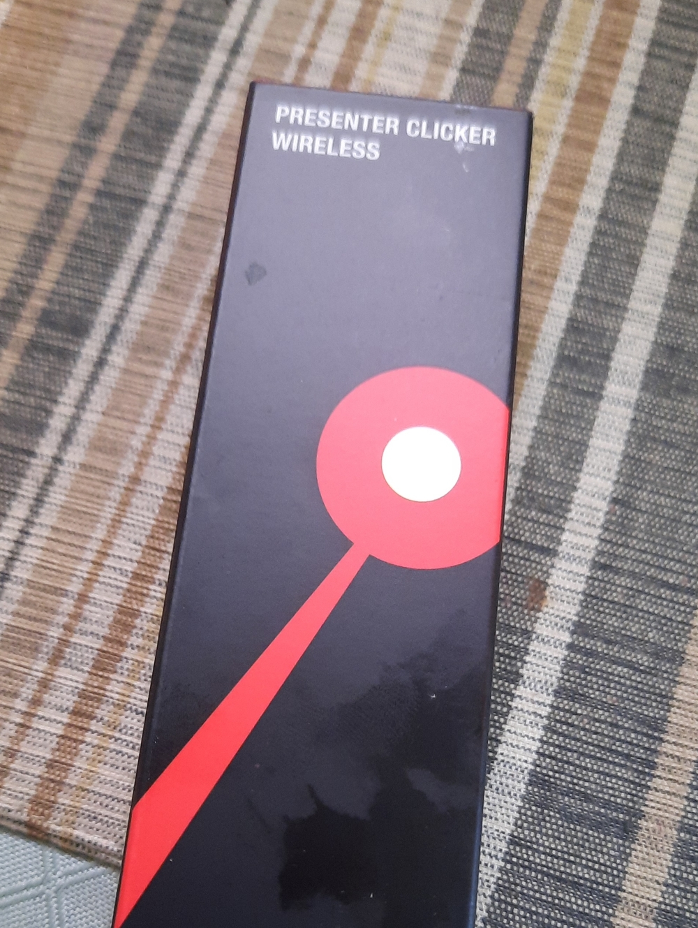 Wireless Presenter Clicker - White